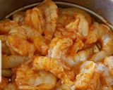A picture of step 2 of Prawns Peri Peri.