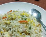 Foto langkah ke 3 dari resep Nasi Goreng Simpel (cocok untuk anak kos).