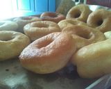 Foto langkah ke 1 dari resep Donat empuk susu skm.