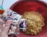 Foto langkah ke 1 dari resep INDOMIE TAWURAN (ala anak kost).