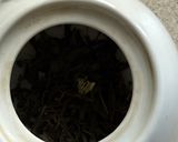 عکس مرحله 1 از دستور دمنوش چای سبز و هل