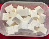A picture of step 10 of Homemade Marshmallows:.
