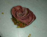 A picture of step 7 of Rose-shaped beetroot momos.