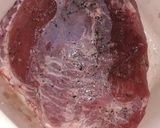 Foto del paso 1 de la receta: Pierna con chile al horno