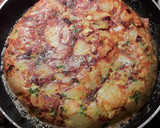 Foto del paso 26 de la receta: Tortilla cuajada de patatas, ajos, perejil y jengibre
