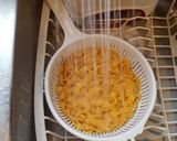 Foto del paso 6 de la receta: Sopa de pollo con tallarines y crema de pollo Maggi