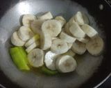 A picture of step 2 of Banana curry.