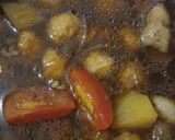 Foto langkah ke 5 dari resep Semur bola-bola ayam.