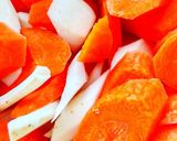 Zöldséges csirkeleves recept fázis 2 fotója