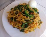 A picture of step 4 of Vegetable Noodles.