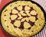 Foto del passaggio 3 della ricetta Crostata con marmellata di fragole