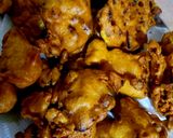 A picture of step 4 of Kadi pakora.