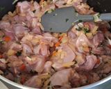 Csirkecomb pörkölt 🍗🧅🧄🍗 snidllinges nokedlivel recept fázis 4 fotója