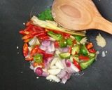 Foto langkah ke 5 dari resep Garang Asem atau Asem Asem Ayam Buncis.