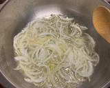 Foto del paso 3 de la receta: Chuletas de cerdo (en la olla exprés) con patatas