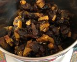 A picture of step 5 of Dry Fruit Laddu.