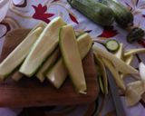 Foto del paso 1 de la receta: Pollo con calabacitas y chayotes
