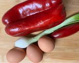 Foto langkah ke 1 dari resep Paprika Sunny Side Up (Omelette)🍳/Telur Ceplok Paprika.