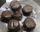 Foto del paso 5 de la receta: 🌼Alfajores de chocolate tipo jorgito 🌼