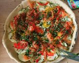 Une image de l'étape 4 de Pizza courgette poivron feta et truite fumée.