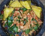 Foto langkah ke 3 dari resep (42) Sambal Tahu Tempe Kemangi.