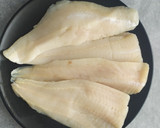 Foto del paso 1 de la receta: Filetes de merluza a la andaluza