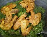 Foto langkah ke 4 dari resep Gulai Ayam Lado Mudo / Ayam Cabe Hijau.