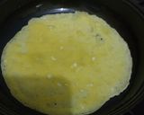 Foto langkah ke 2 dari resep Egg Rice Fried (Nasi balutan Telur).