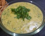 A picture of step 4 of Besan Curry with Bhakhri.