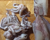 Foto del paso 1 de la receta: Gyozas 🥟 de gamba 🦐 y calamar 🦑