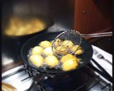 Foto del passaggio 3 della ricetta Zeppole di San Martino