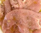 Foto del paso 1 de la receta: Ensalada de canónigos con pavo al ajillo y queso azul