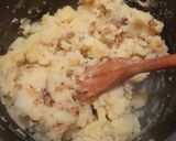 Disznótoros párolt káposztával hagymás tört burgonyával recept fázis 4 fotója