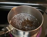 A picture of step 1 of Ginger Milk Tea.