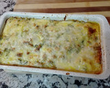 Foto del paso 3 de la receta: Pastel de brócoli y salmón con almejas