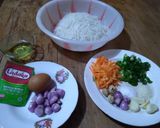 Foto langkah ke 1 dari resep Bihun Goreng Simpel.