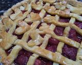 Foto langkah ke 4 dari resep Strawberry Pie.