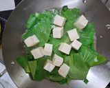 Foto langkah ke 3 dari resep Pokcoy Tahu Putih Udang Masak Bening.