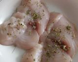 Foto del paso 1 de la receta: Pescado y Langostinos en Salsa de Tomate a lo carmelita