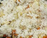 Gambar langkah 1 resipi Nasi Goreng Ayam Rangup.