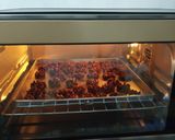 Foto langkah ke 4 dari resep Semprit Coklat Maizena 3 Bahan.
