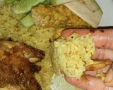 Foto langkah ke 16 dari resep Blendok Nasi Kuning.