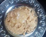 A picture of step 2 of Cornflakes biscuit pastry cake.