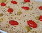 Pas rețetă Focaccia cu măsline verzi și roșii cherry 5 fotografie