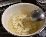 Hình bước làm 4 của món Món súp miso tàu hũ rong biển