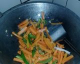 Foto langkah ke 2 dari resep Orak arik sayur dan telur.