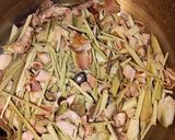 Foto langkah ke 2 dari resep Vietnamese Lemongrass Chicken.