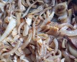 Foto del paso 8 de la receta: Ravioles veganos de tofu, boniato y nuez con masa de carbón activado