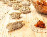 Foto del passaggio 12 della ricetta Jaozi sì ma come non te li aspetti 🥟