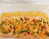 Sajttekercs sonkával, sajtos tojáskrémmel és zöldséggel töltve recept fázis 6 fotója